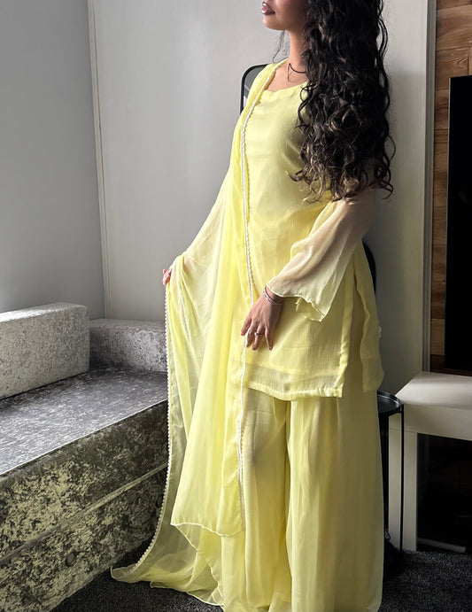 Makhna Sharara Set